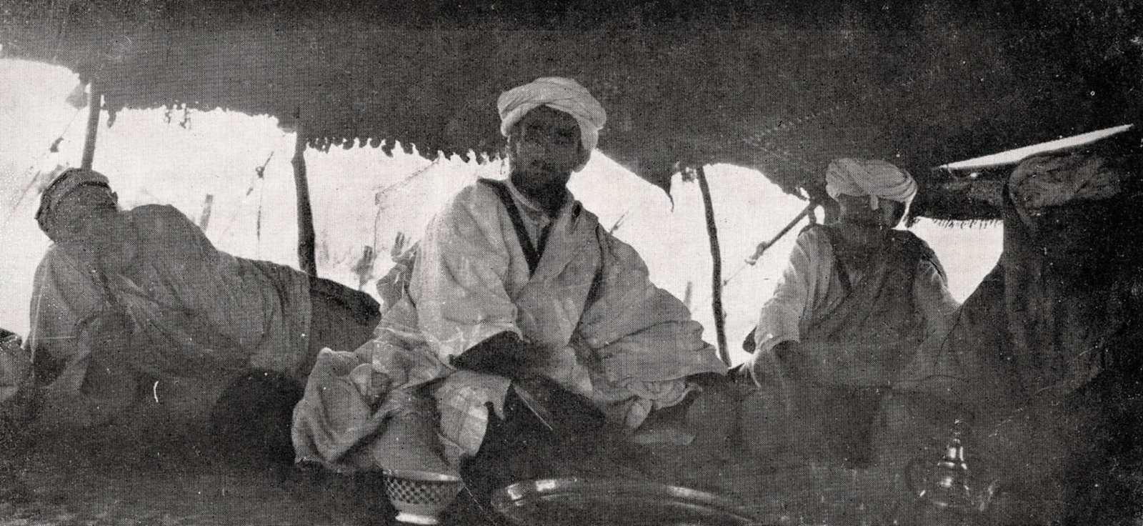 Nomad Museum - The tent in Morocco la tente au maroc 17 Cahiers 1955 fig.4