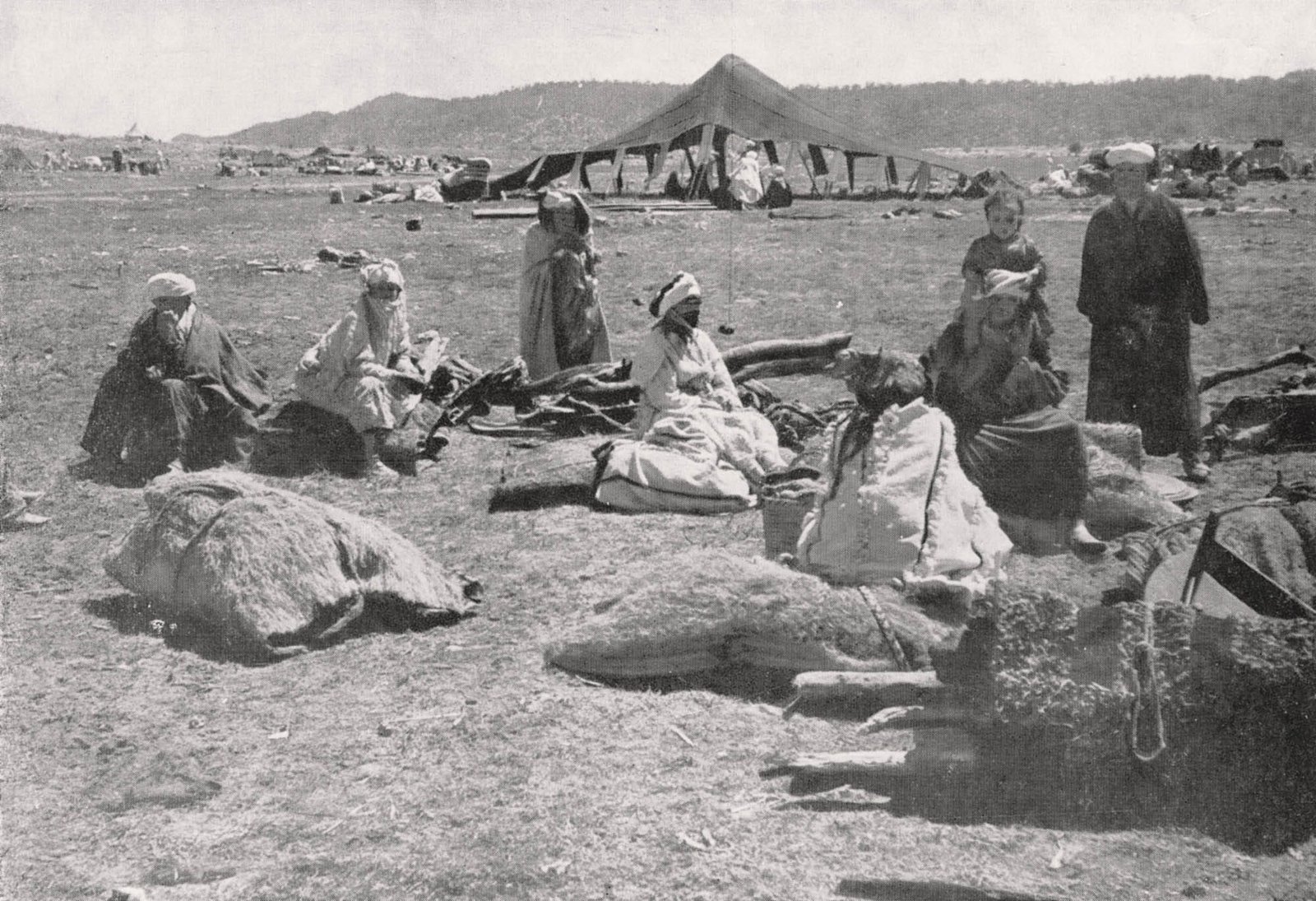 Nomad Museum - The tent in Morocco la tente au maroc 19 Cahiers 1955 fig. 8